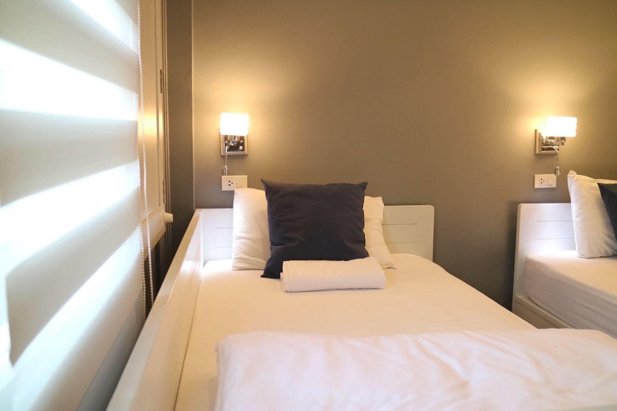 Golden Mountain Hostel Bangkok Dış mekan fotoğraf