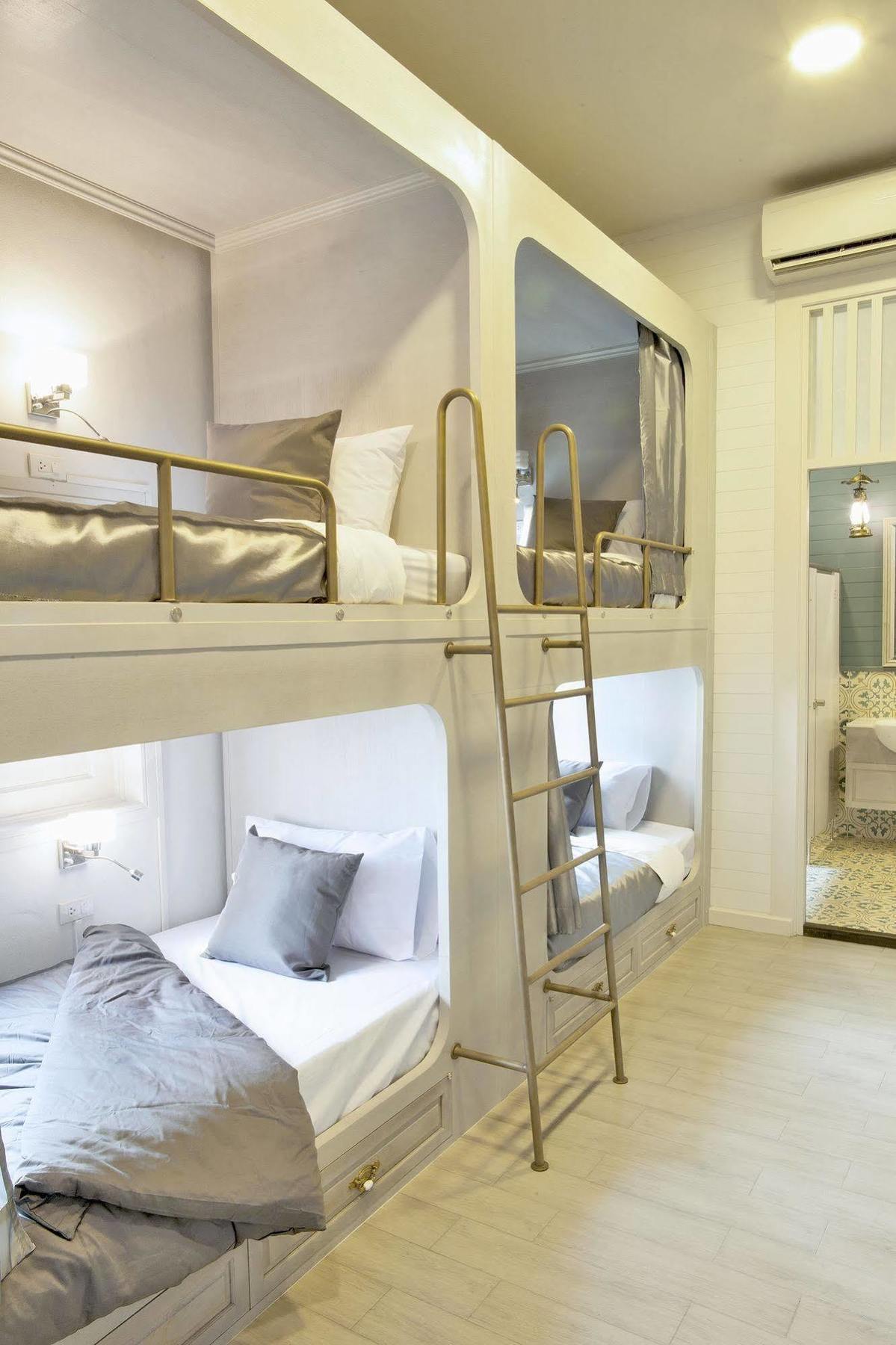 Golden Mountain Hostel Bangkok Dış mekan fotoğraf
